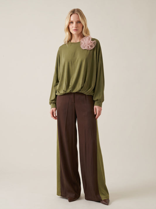 Maglia in Jersey Fluido con Applicazione Floreale - A26AD110 - LE STREGHE
