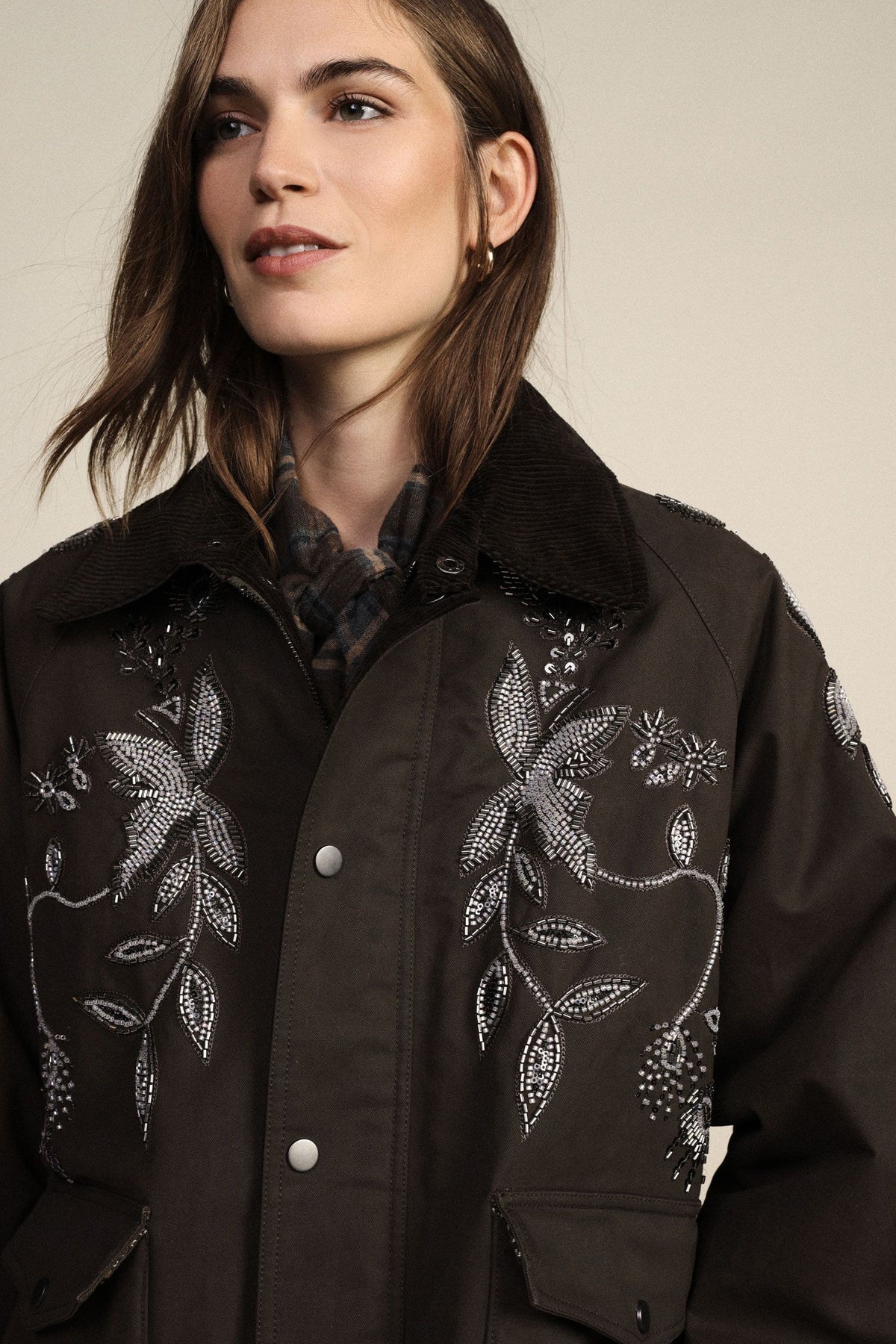 Parkas con ricamo floreale e tasche applicate - V981B012A -  DIXIE