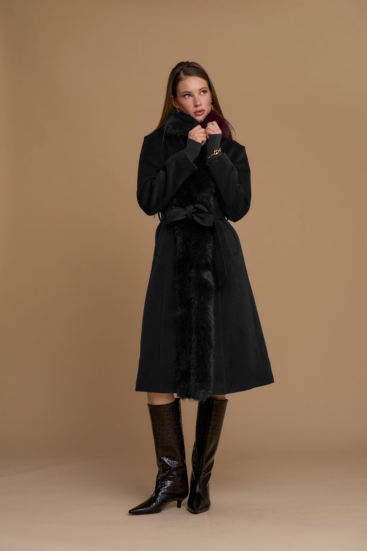 Cappotto con bordura simil pelliccia - 263ns000 - NOSECRETS
