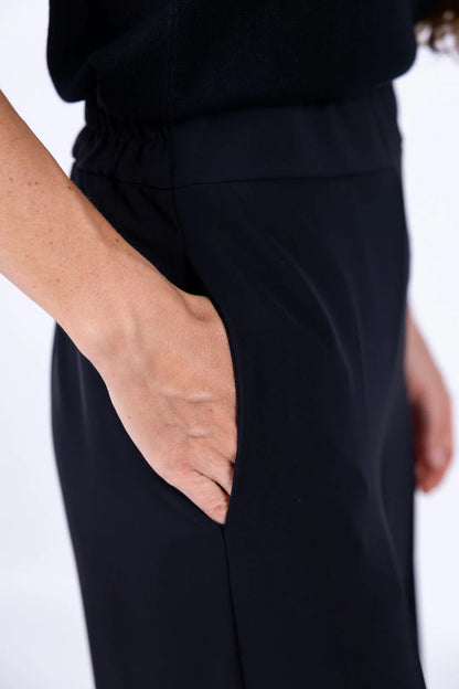 Pantalone ampio con tasche - A26ES214 - LE STREGHE
