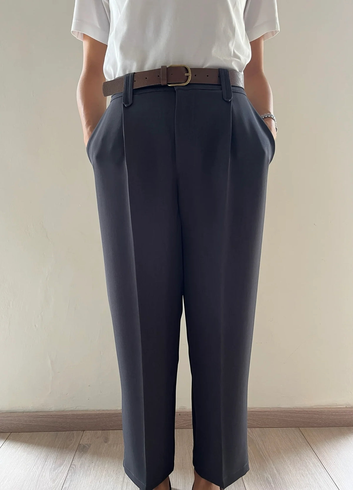Pantalone con pence e cinta - ai26-4086camp - TENSIONE IN