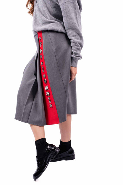 Gonna a pieghe con banda laterale gioiello  - n50505at - TENSIONE IN