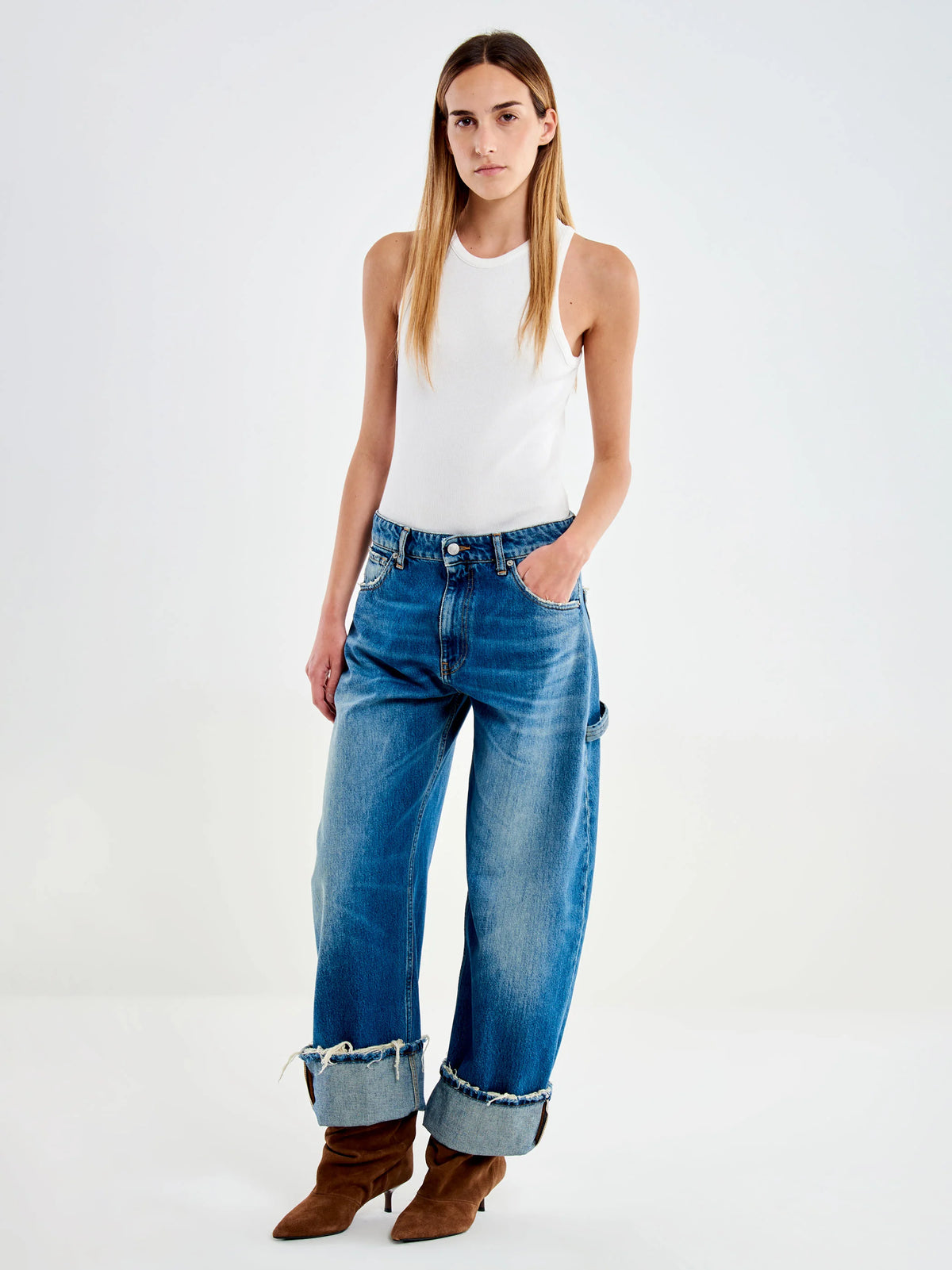Kuma Barrel Jeans mit umgeschlagenem Saum - DAC5018 - ViCOLO