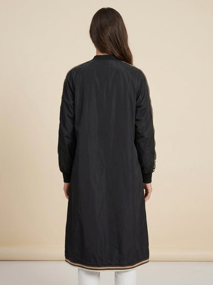 Spolverino Lungo Stile Bomber con Maxi Patch e Dettagli Rigati - a26dl615 - LE STREGHE