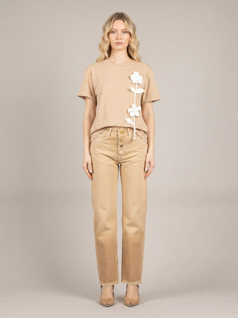 Jeans ZOE raccourci à boutons bijoux – ViCOLO