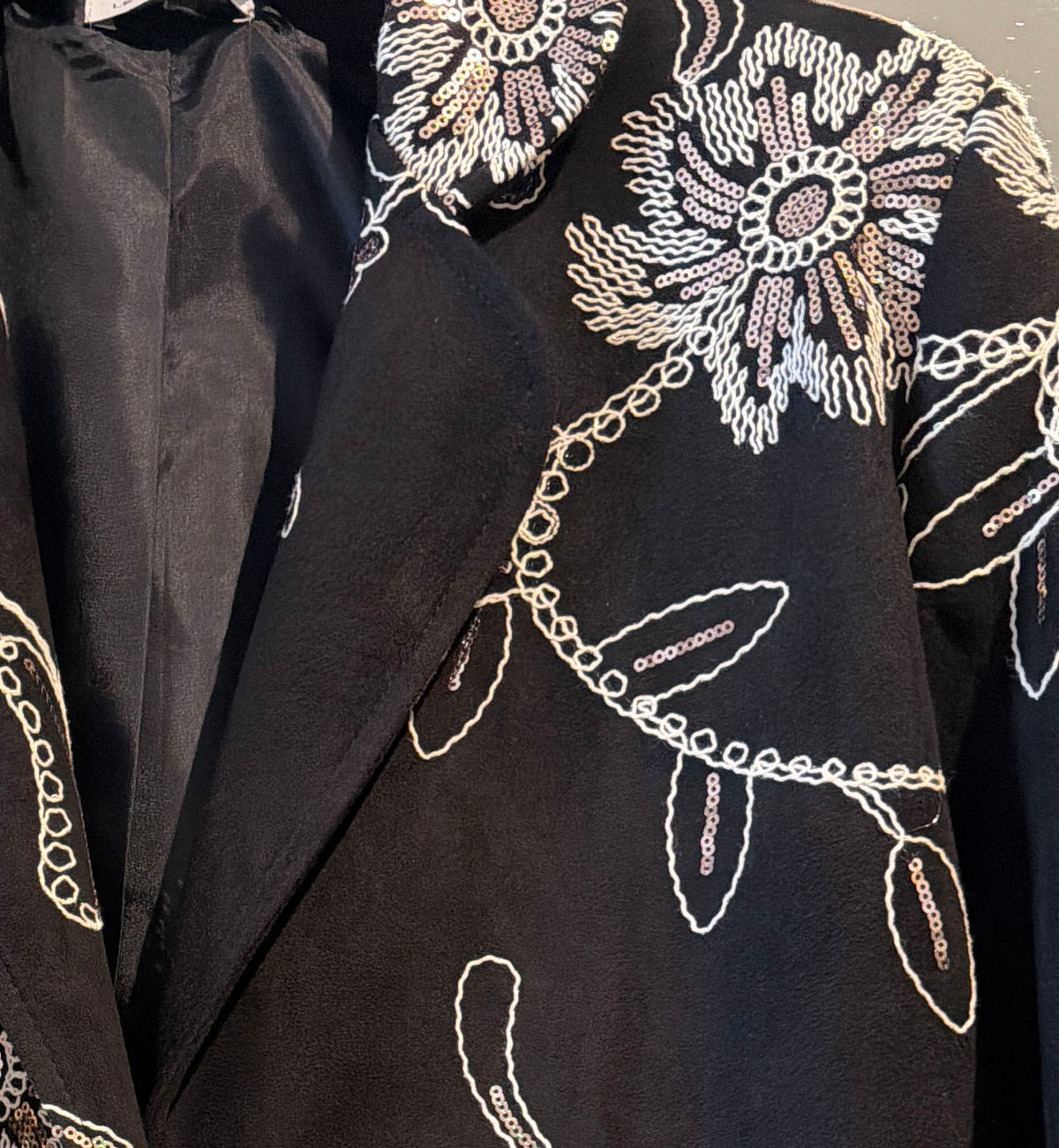 Cloth jacket with embroidery - a26dl612 - LE STREGHE